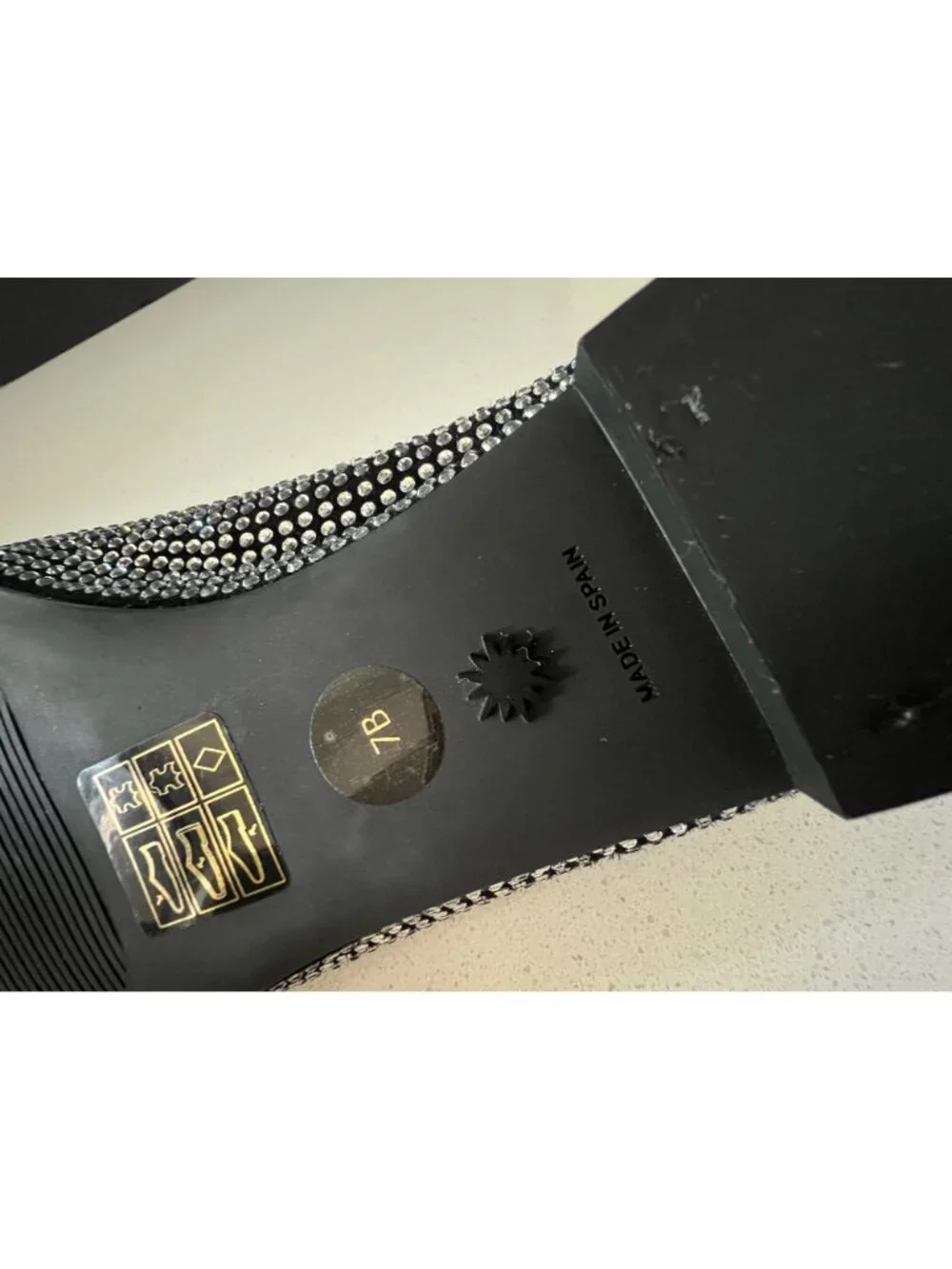 Stuart Weitzman Analiese Mary Jane Crystal  flat size 7